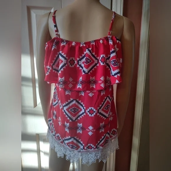No Boundaries Women's size medium (7-9) Red And white blouse shirt top - Picture 4 of 6